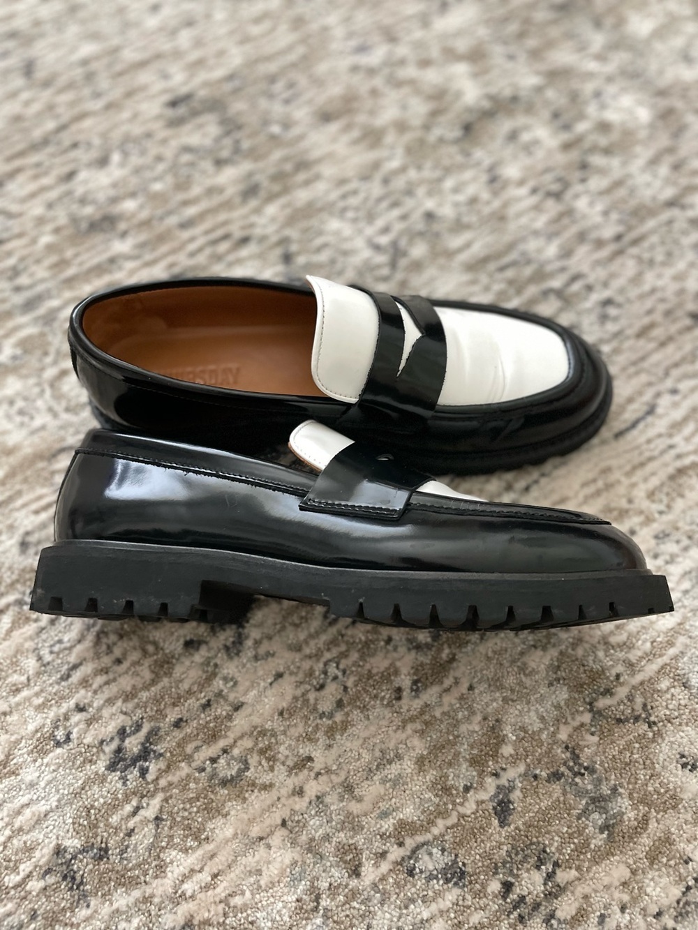 Thursday Tuxedo Lug Penny Loafers Black & White Leather Chunky Size 9.5 Women - Picture 6 of 13